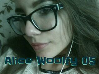 Alice_Woolfy_05