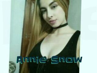 Annie_Snow