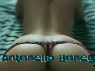 Antonella_Honey