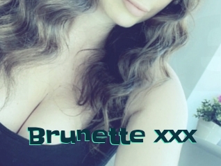 Brunette_xxx