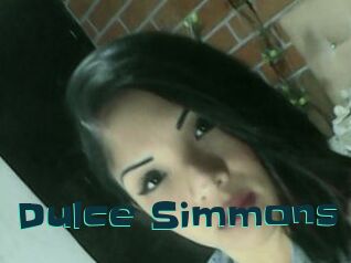 Dulce_Simmons