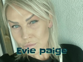 Evie_paige