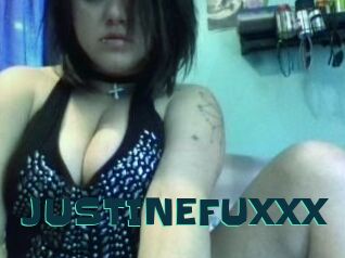 JUSTINEFUXXX