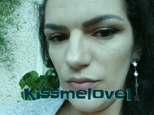 Kissmelove1