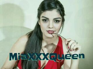 MiaXXXQueen