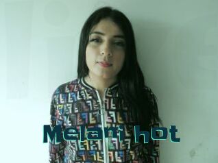 Melani_hot