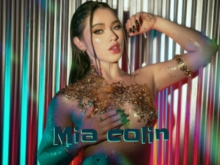 Mia_colin