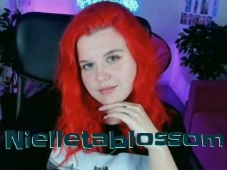 Nielletablossom