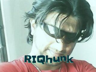 RIQhunk