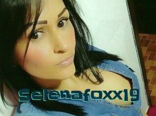 Selenafoxx19