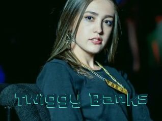 Twiggy_Banks