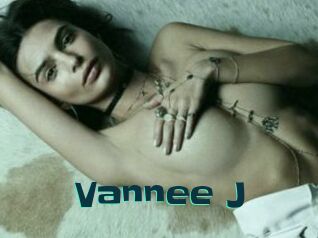 Vannee_J