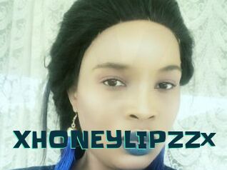 XHONEYLIPZZx