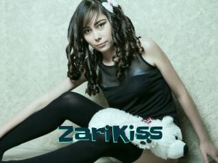 ZariKiss